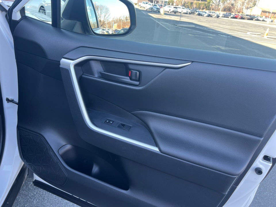 2019 Toyota RAV4 Hybrid LE