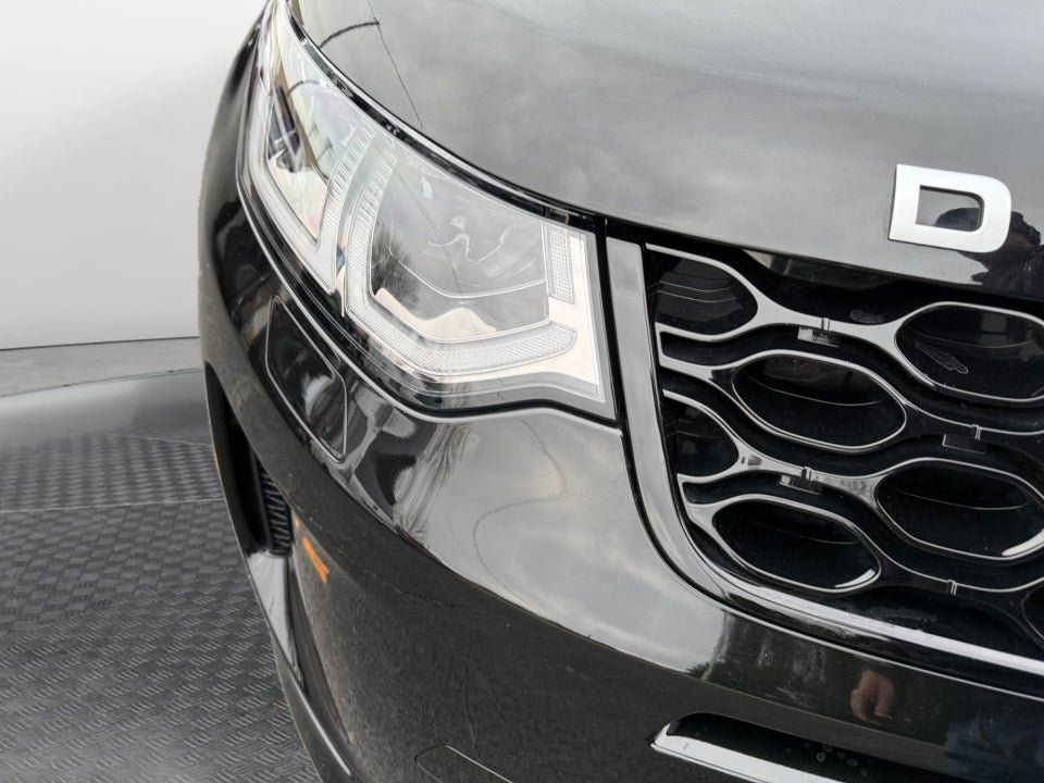 2025 Land Rover Discovery Sport S