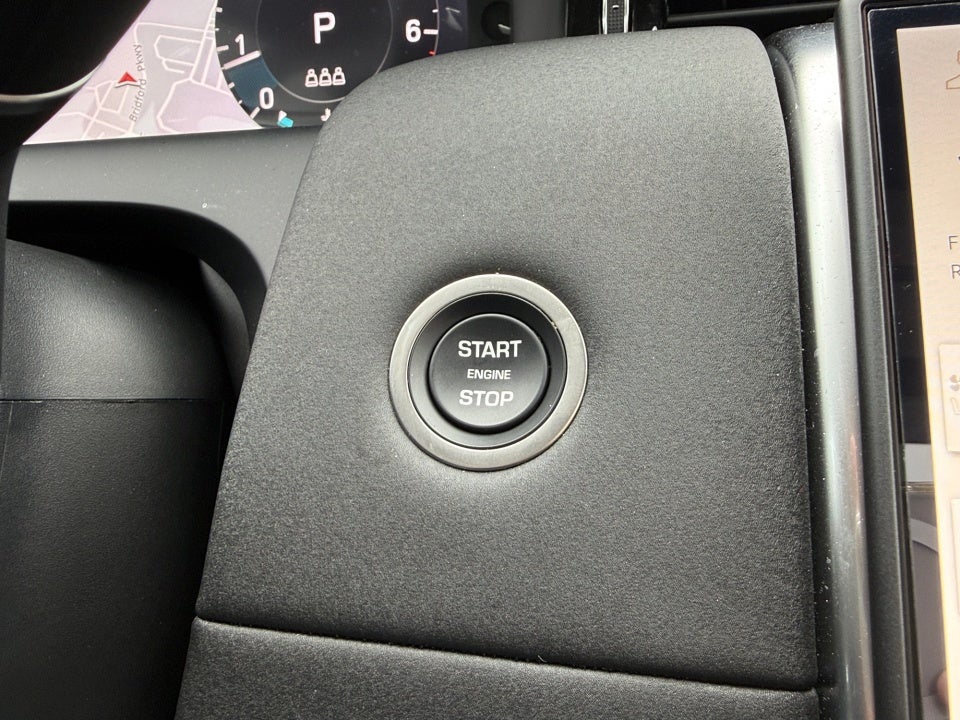 2025 Land Rover Discovery Sport S