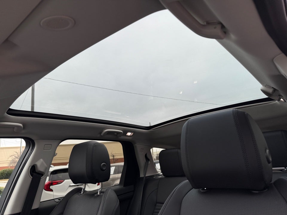 2025 Land Rover Discovery Sport S