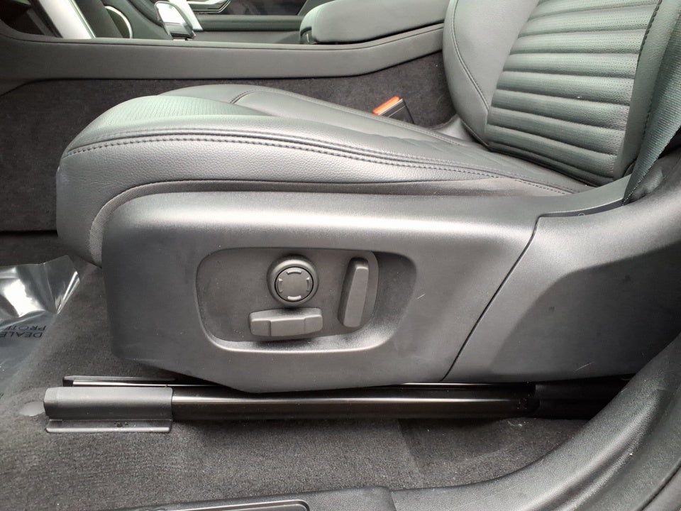 2024 Land Rover Discovery Sport Core S