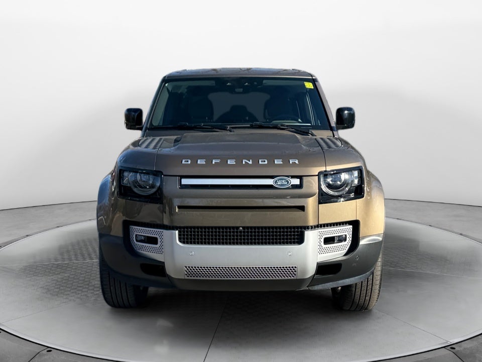 2025 Land Rover Defender 110 P400 S