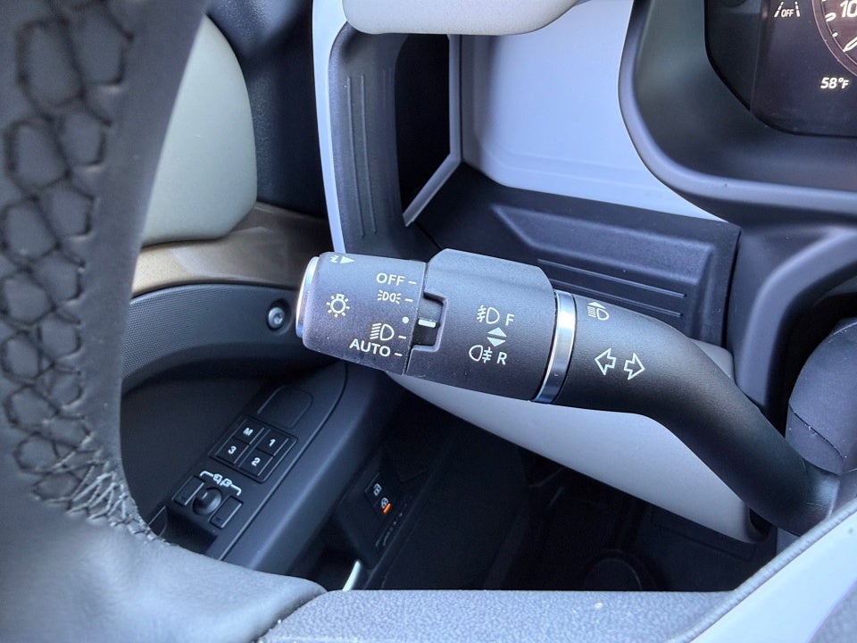 2025 Land Rover Defender 110 P400 S