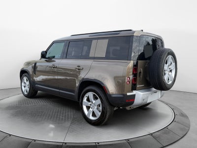 2025 Land Rover Defender 110 P300