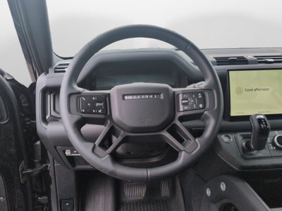 2025 Land Rover Defender 130 P400 Outbound
