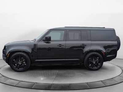 2025 Land Rover Defender 130 P400 Outbound