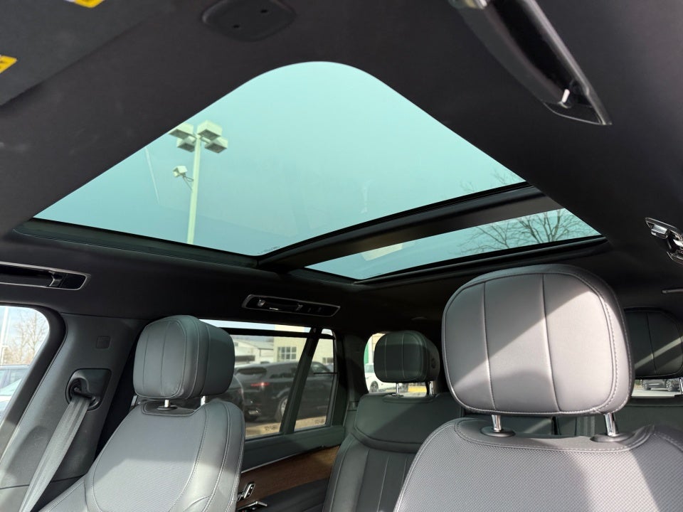2024 Land Rover Range Rover P400 SE