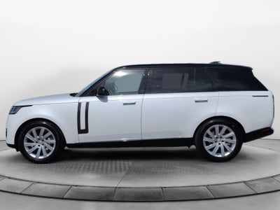 2025 Land Rover Range Rover P400 SE 7 Seat