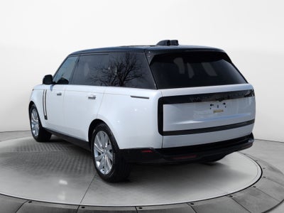 2025 Land Rover Range Rover P400 SE 7 Seat