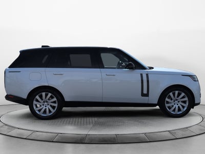 2025 Land Rover Range Rover P400 SE 7 Seat