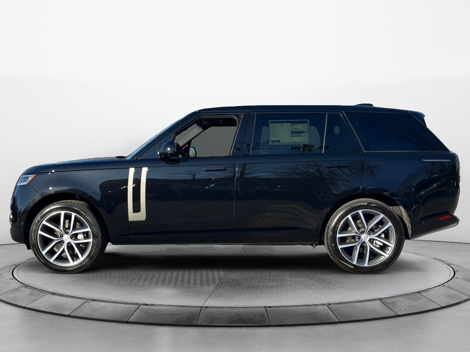 2025 Land Rover Range Rover P400 SE 7 Seat