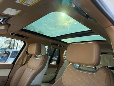 2024 Land Rover Range Rover P615 SV