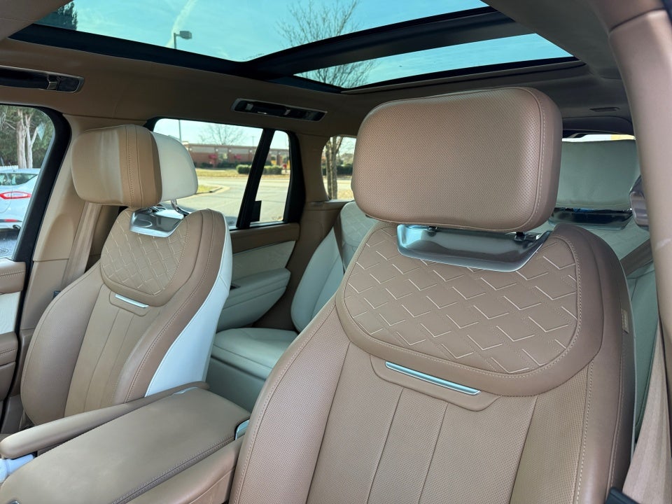 2024 Land Rover Range Rover P615 SV