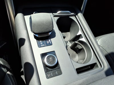 2024 Land Rover Discovery P300 S