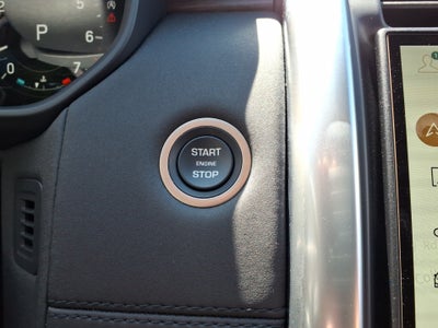 2024 Land Rover Discovery P300 S