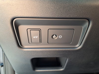 2024 Land Rover Discovery P300 S