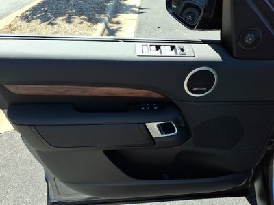 2024 Land Rover Discovery P300 S