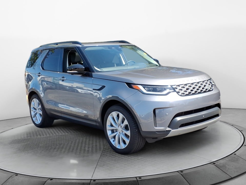 2024 Land Rover Discovery P300 S