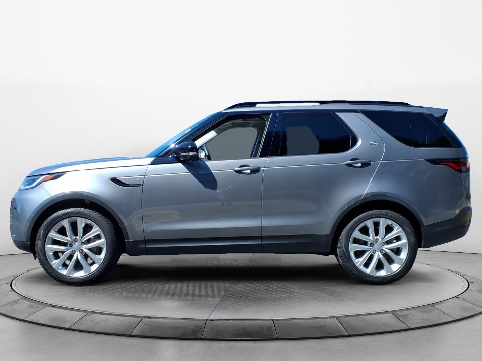 2024 Land Rover Discovery P300 S