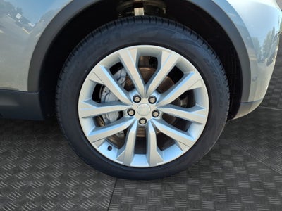 2024 Land Rover Discovery P300 S