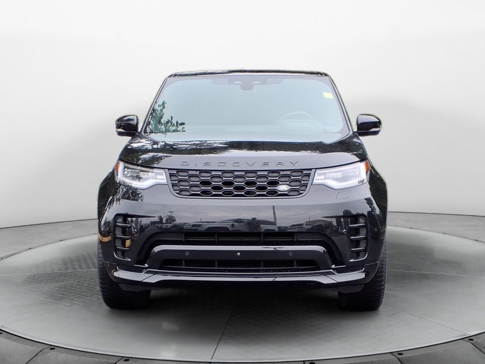 2024 Land Rover Discovery P300 Dynamic SE