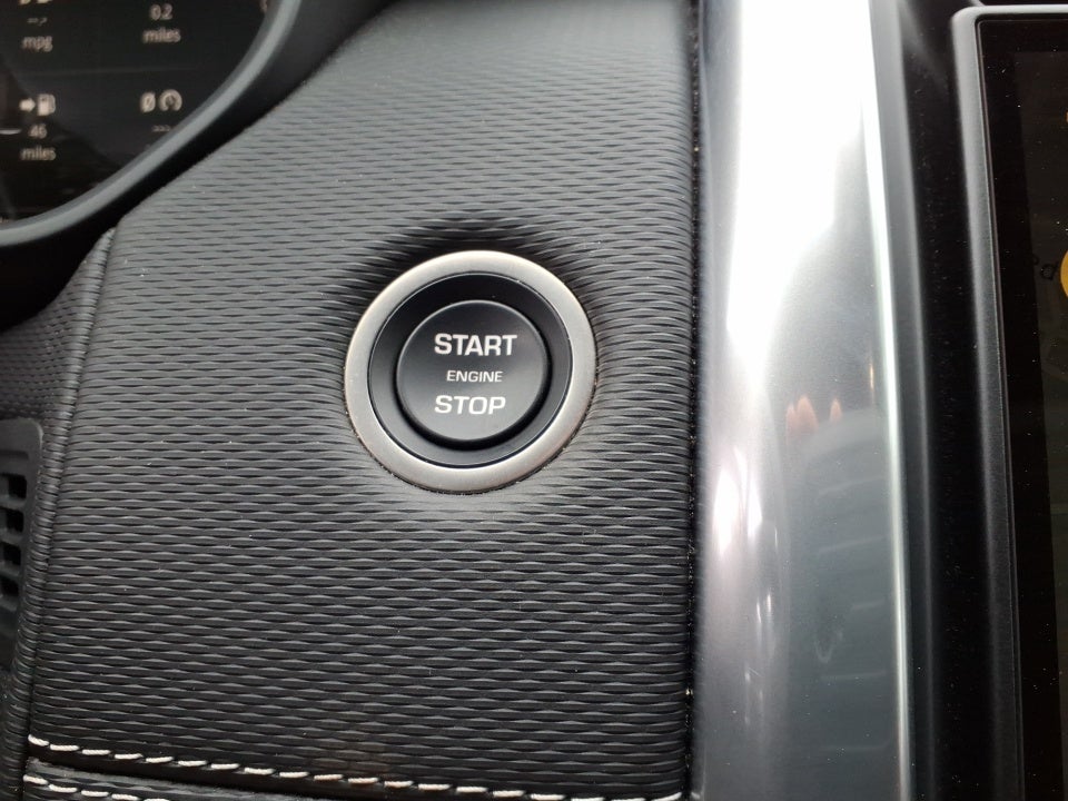 2024 Land Rover Discovery P300 Dynamic SE