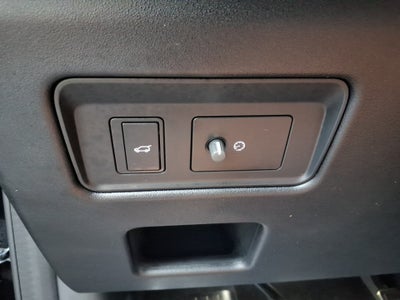 2024 Land Rover Discovery P300 Dynamic SE