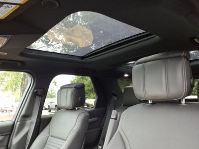 2024 Land Rover Discovery P300 Dynamic SE