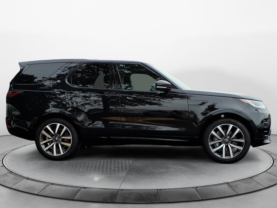 2024 Land Rover Discovery P300 Dynamic SE