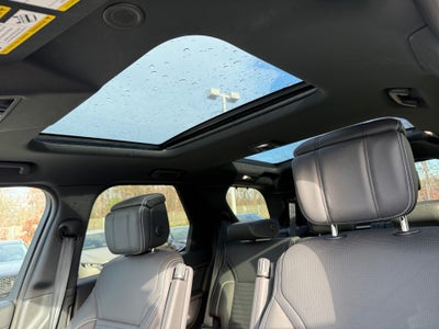 2024 Land Rover Discovery P300 Dynamic SE