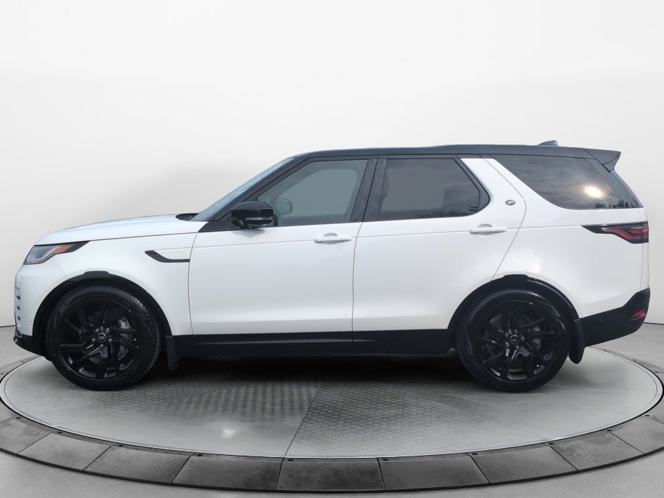 2025 Land Rover Discovery P300 Dynamic SE