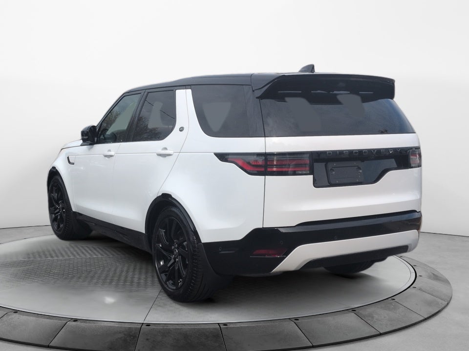 2025 Land Rover Discovery P300 Dynamic SE