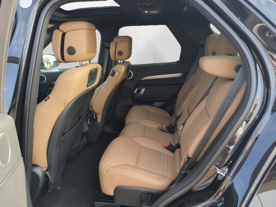 2024 Land Rover Discovery P360 Dynamic SE