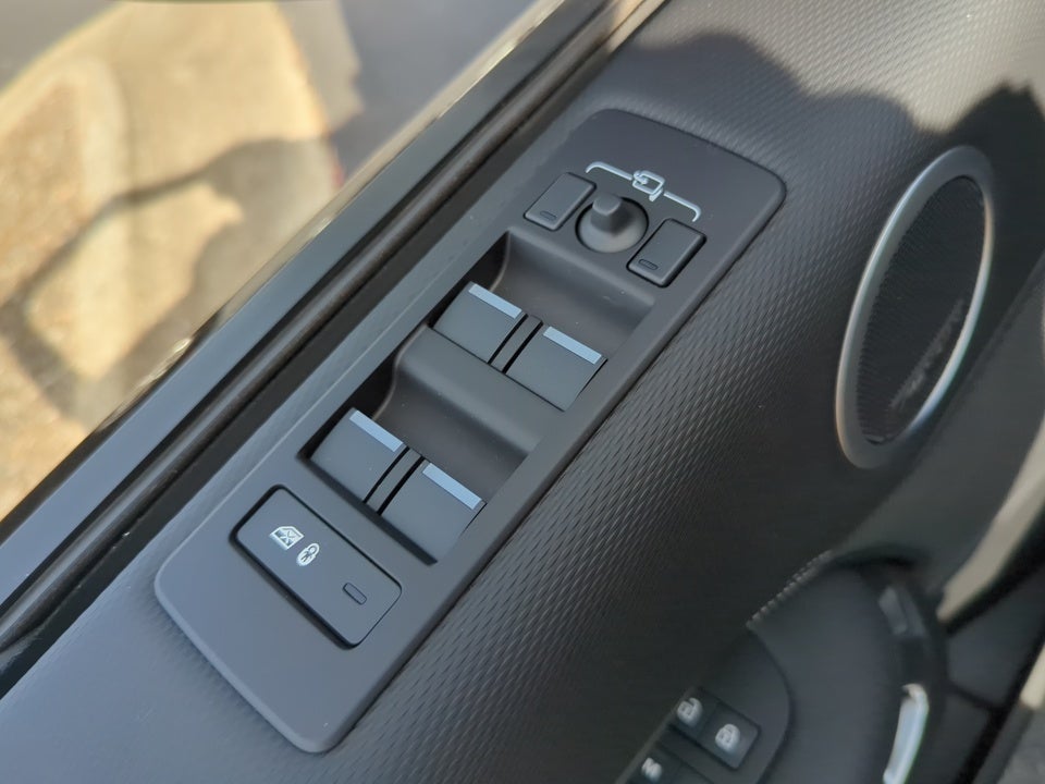 2024 Land Rover Discovery P360 Dynamic SE