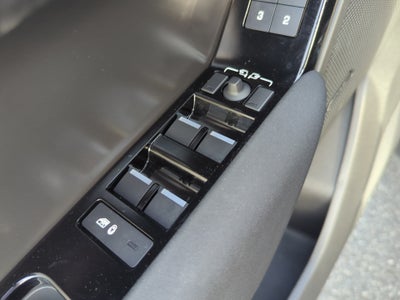 2025 Land Rover Range Rover Velar P250 Dynamic SE