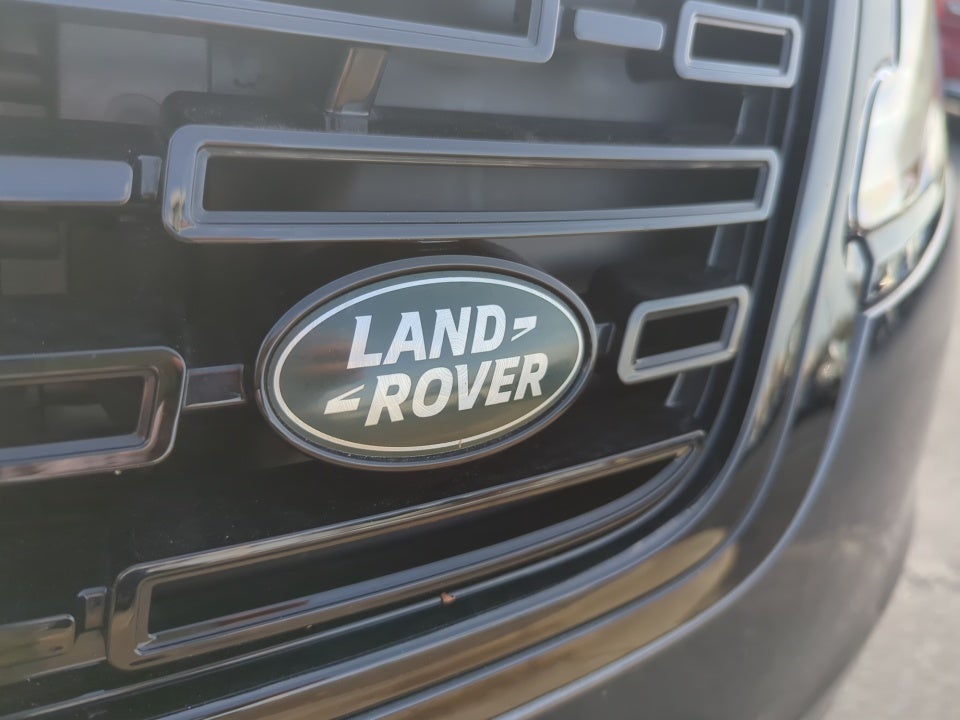 2025 Land Rover Range Rover Velar P250 Dynamic SE