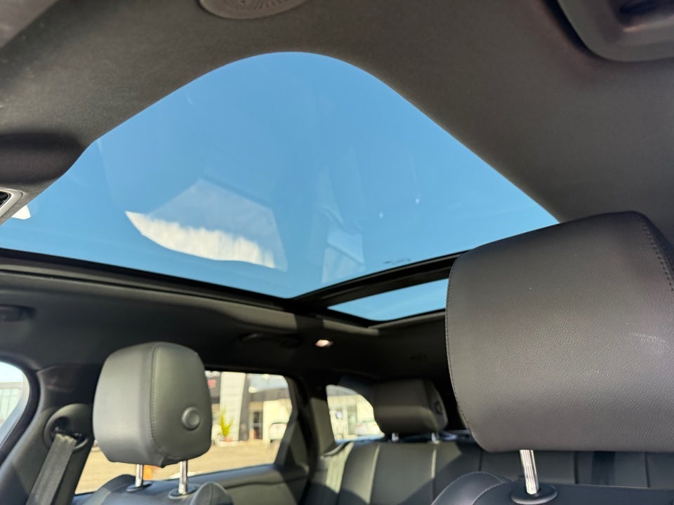 2026 Land Rover Range Rover Velar P250 Dynamic SE