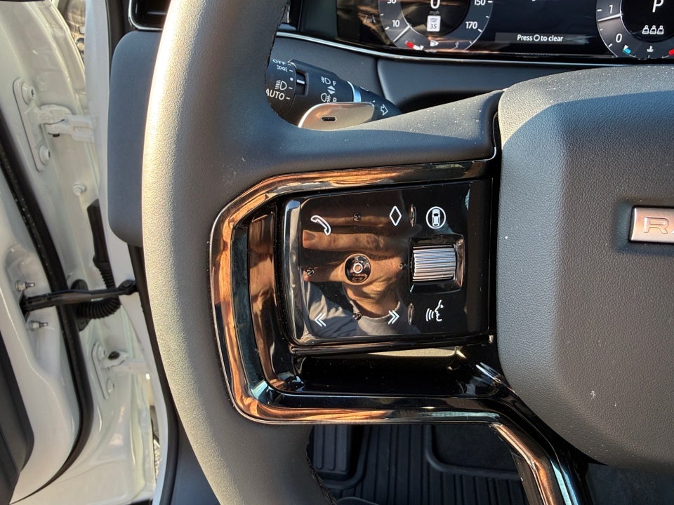 2026 Land Rover Range Rover Evoque Dynamic SE