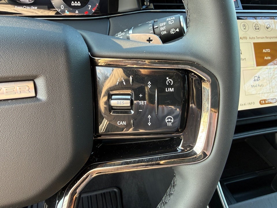 2026 Land Rover Range Rover Evoque Dynamic SE