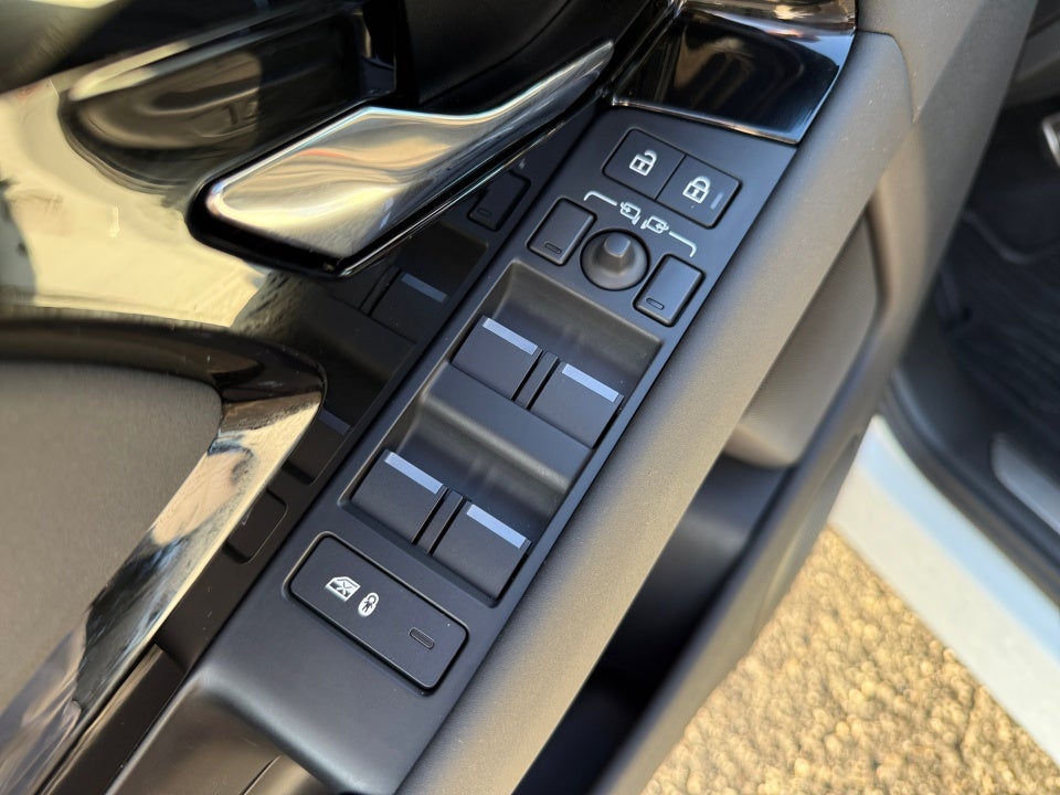 2026 Land Rover Range Rover Evoque Dynamic SE