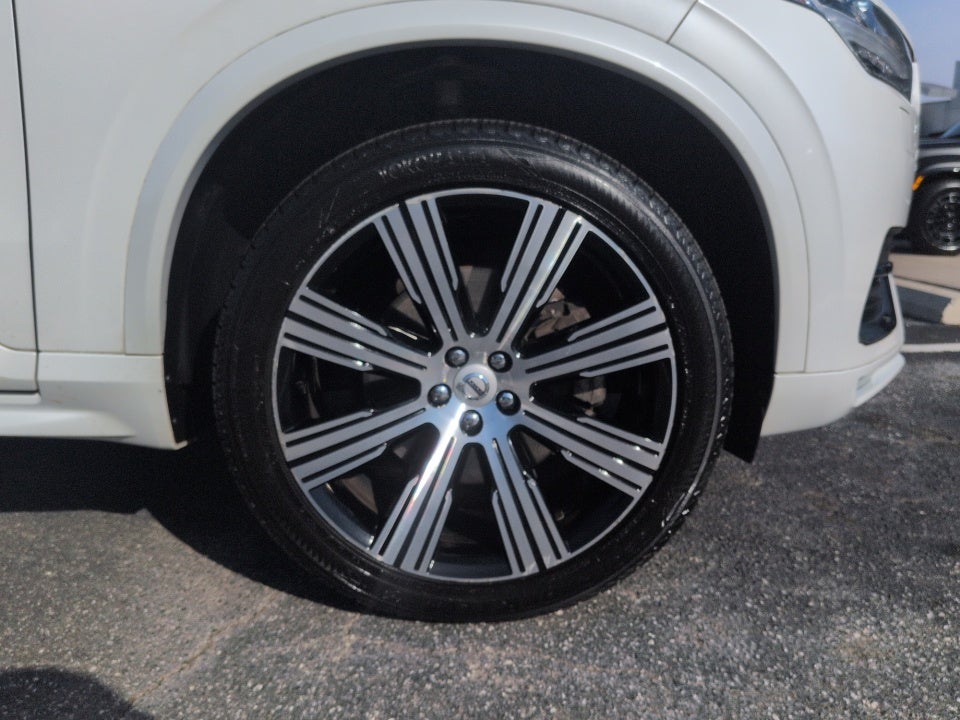 2021 Volvo XC90 T6 Inscription 7 Passenger