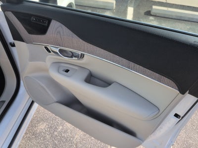 2021 Volvo XC90 T6 Inscription 7 Passenger