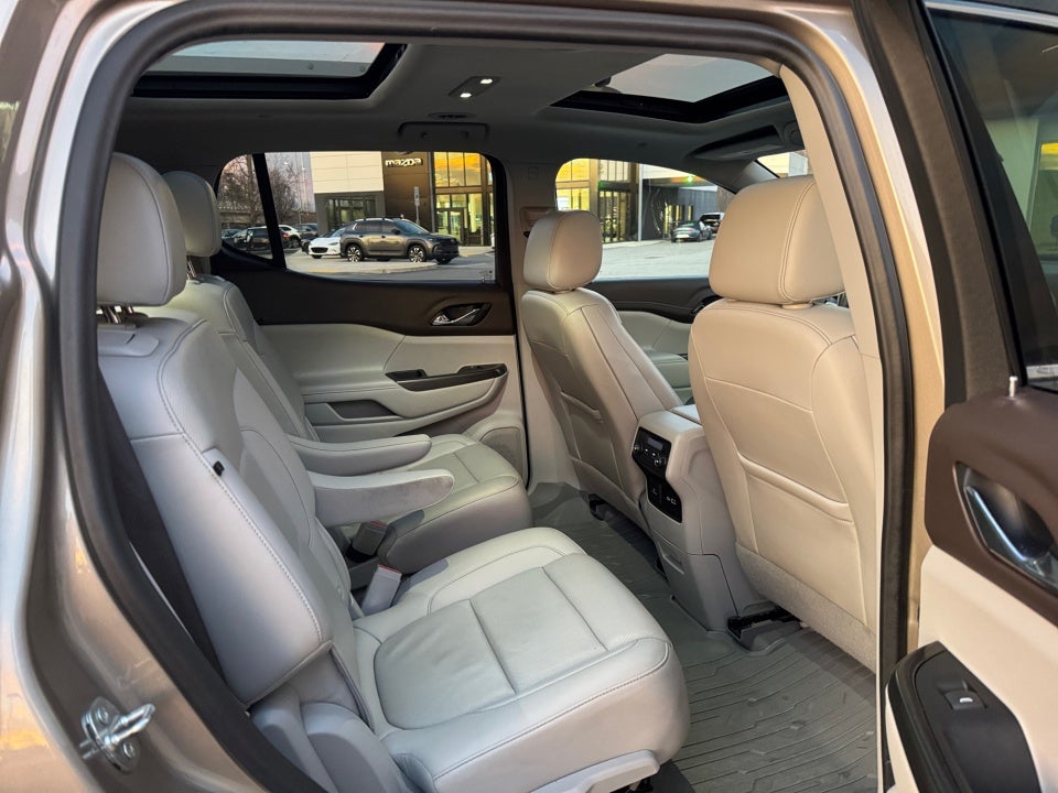 2022 GMC Acadia FWD SLT