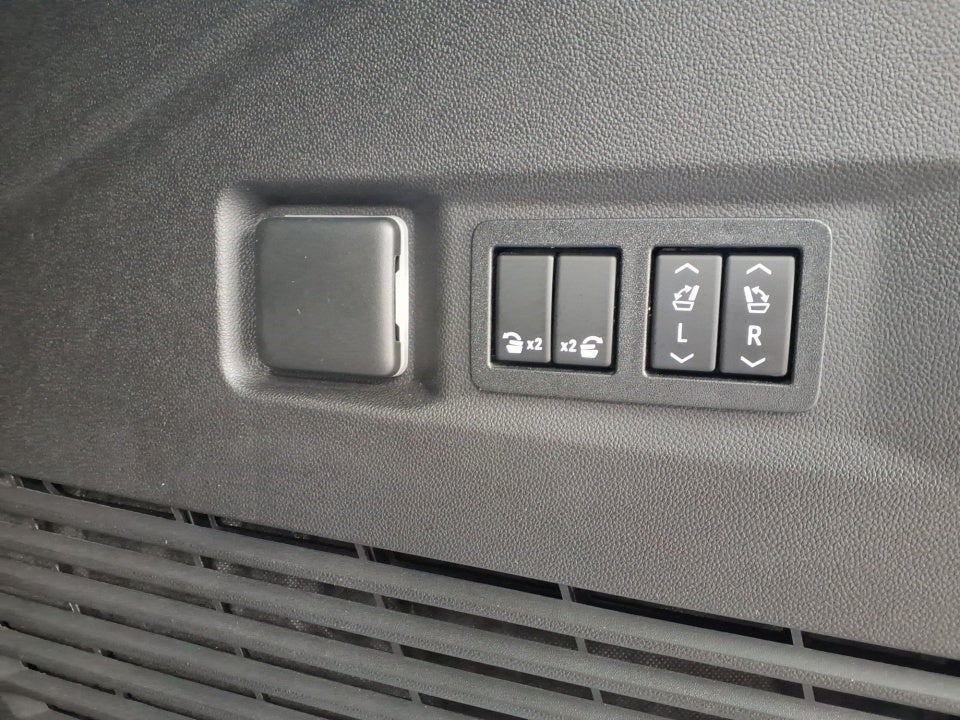 2021 GMC Yukon 4WD Denali