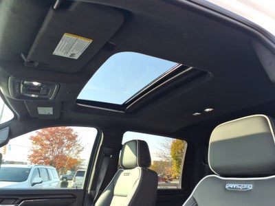 2025 GMC Sierra 2500HD 4WD Crew Cab Standard Bed AT4X