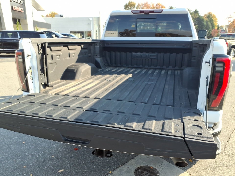 2025 GMC Sierra 2500HD 4WD Crew Cab Standard Bed AT4X
