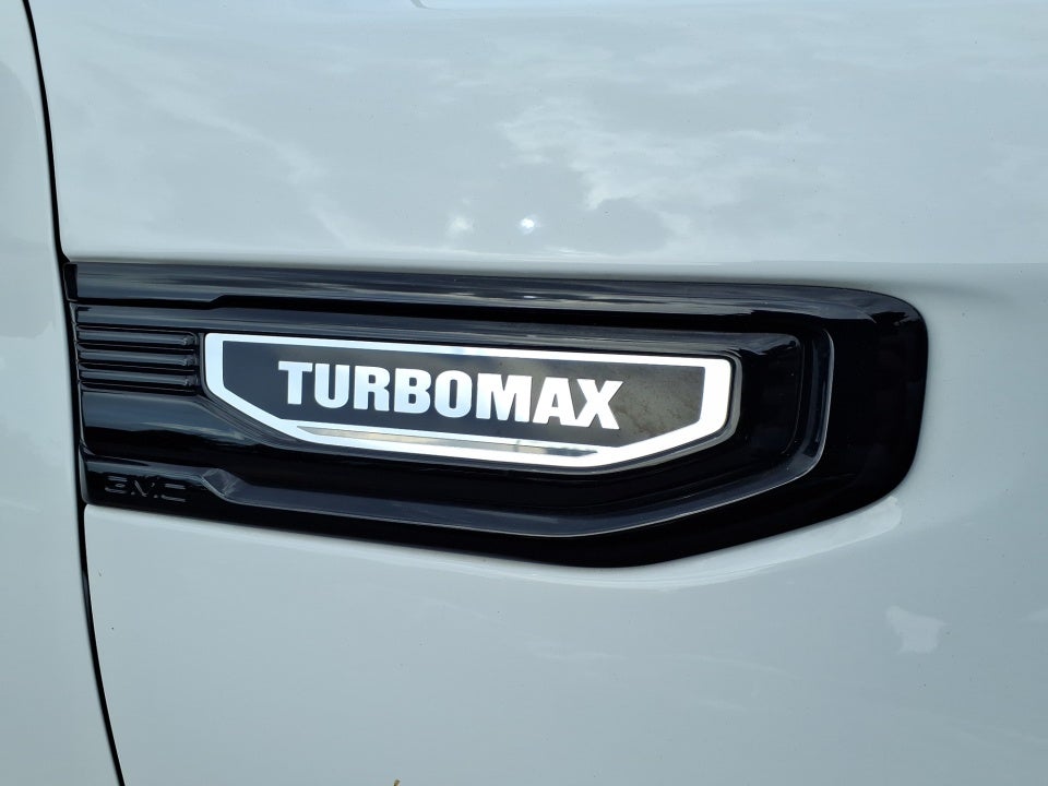 2024 GMC Sierra 1500 2WD Regular Cab Long Box Pro