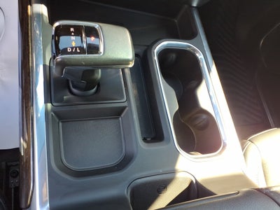 2022 GMC Sierra 1500 4WD Crew Cab Short Box Elevation