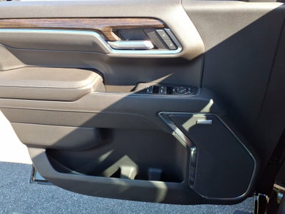 2022 GMC Sierra 1500 4WD Crew Cab Short Box Elevation