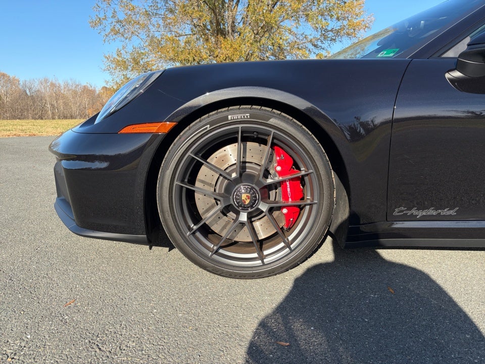 2025 Porsche 911 Carrera GTS